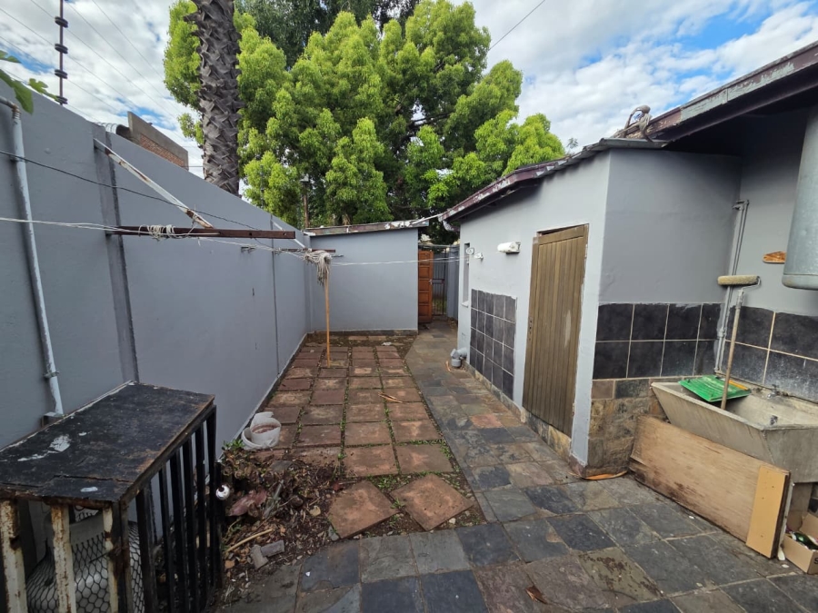 13 Bedroom Property for Sale in Brandwag Free State